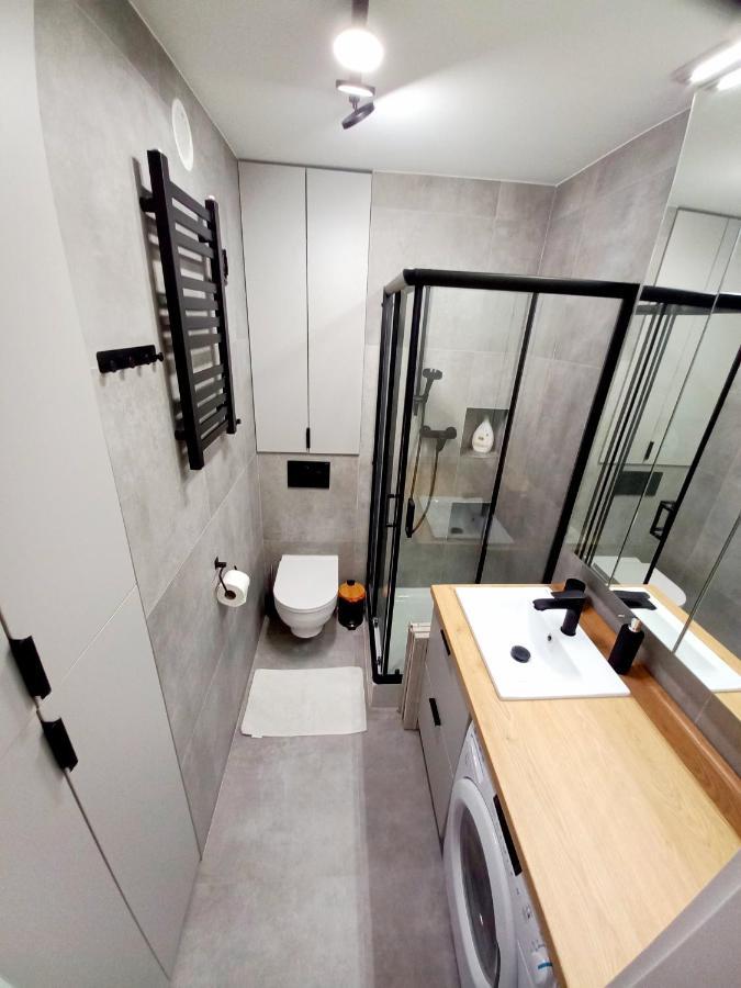 Neoapartments Lotnicza วรอตซวาฟ ภายนอก รูปภาพ