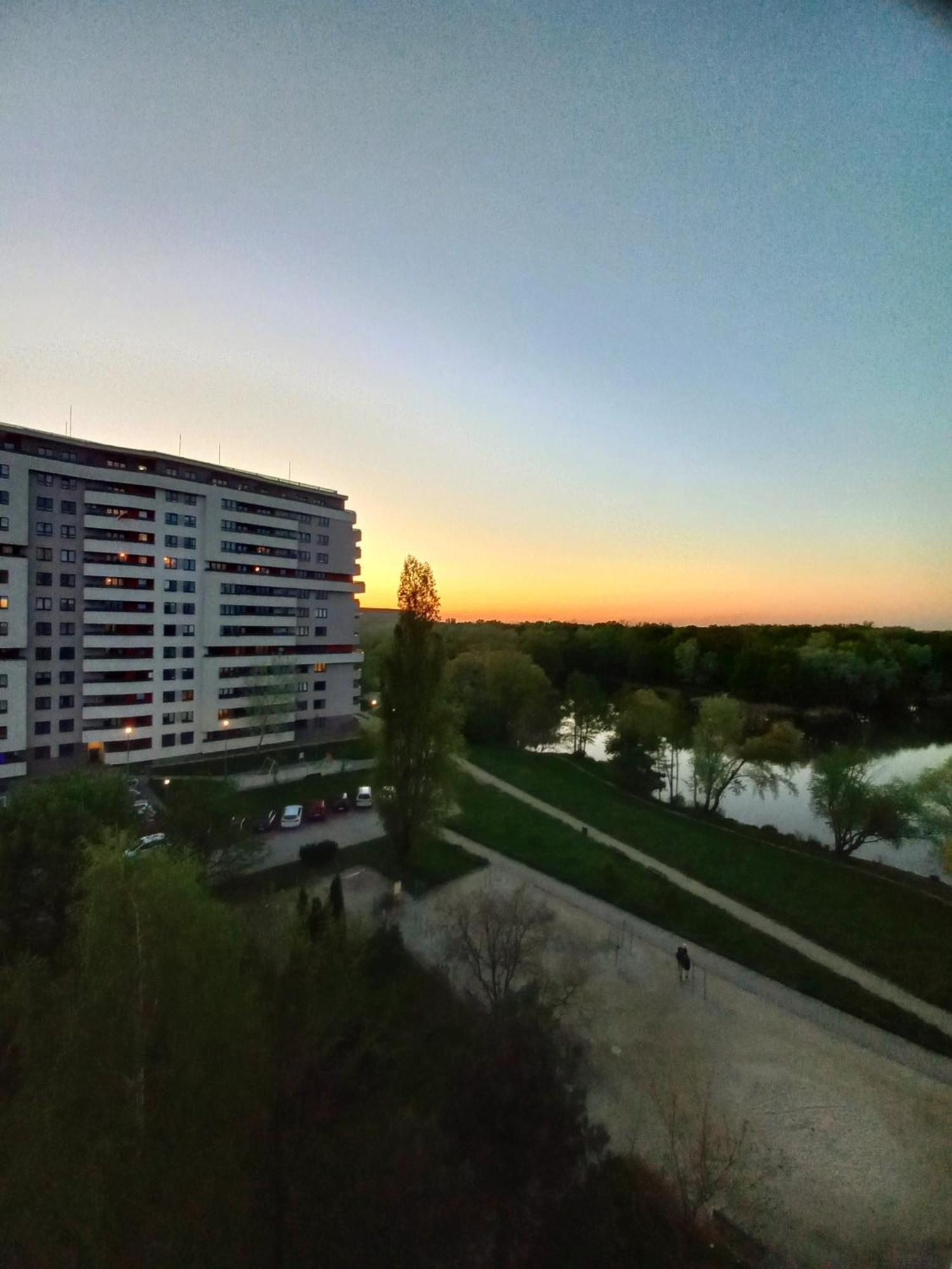 Neoapartments Lotnicza วรอตซวาฟ ภายนอก รูปภาพ